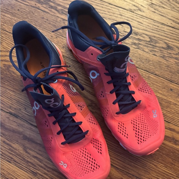 On Cloudflow Athletic Shoes Womens Size W10 Red Blue Mesh Running Outdoor Gym - Picture 4 of 13